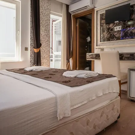 Otel Behram Antalya