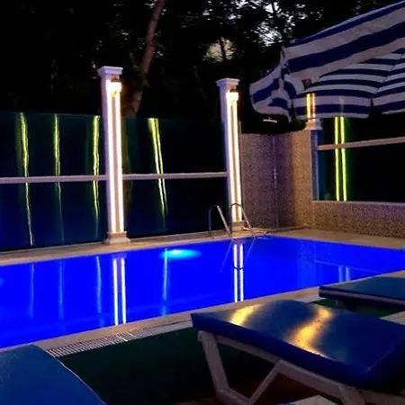 Behram Hotel Antalya